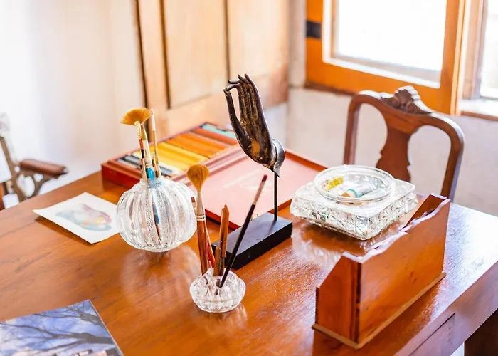 Rosarinho Cruz Invites To Atelier By The River * ポルト