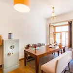 Rosarinho Cruz Invites To Atelier By The River Apartmán