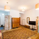 Apartamento Rosarinho Cruz Invites To Atelier By The River