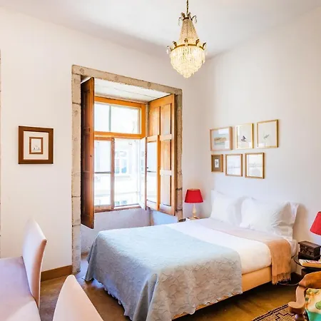 Atelier By The River Apartment *