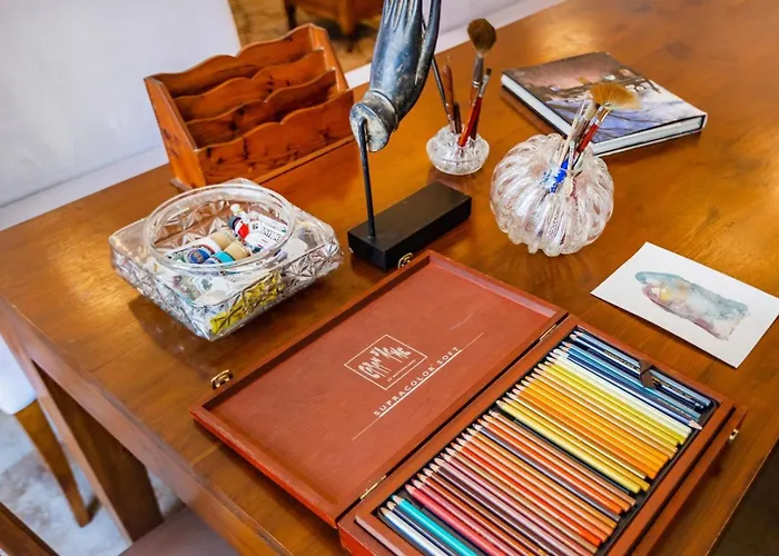 Rosarinho Cruz Invites To Atelier By The River Apartmán *