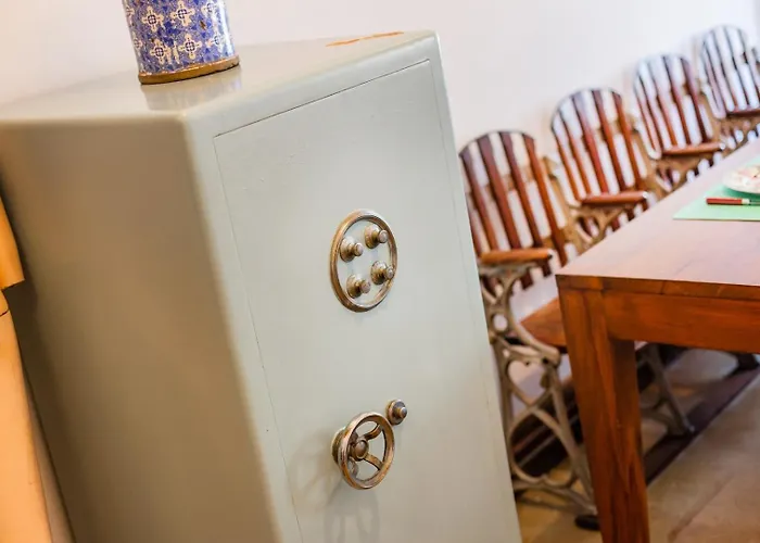 Appartement Rosarinho Cruz Invites To Atelier By The River